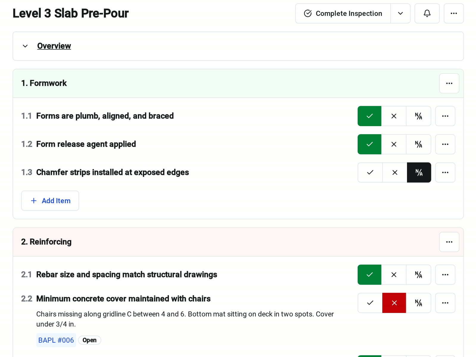An inspection in progress in Constructable, with checklist items marked passed, failed, and N/A